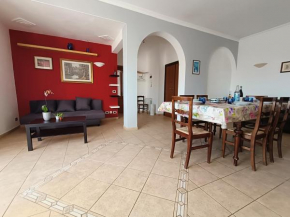 Avellini - Delightful and Spacious Apartment with terrace - near Metro A Cornelia